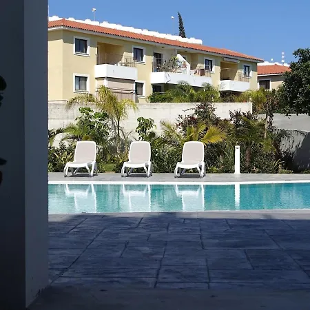 Apartman New Apartment, Terrace, Pool, Walk To Paralímni