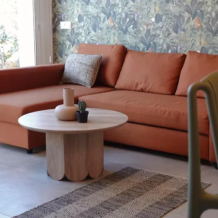 New Apartment, Terrace, Pool, Walk To Paralímni